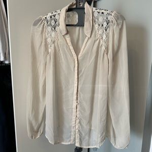 Vero Moda vintage cream blouse